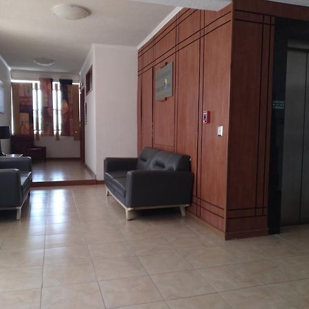 Hotel Campestre Inn Leon Exterior photo